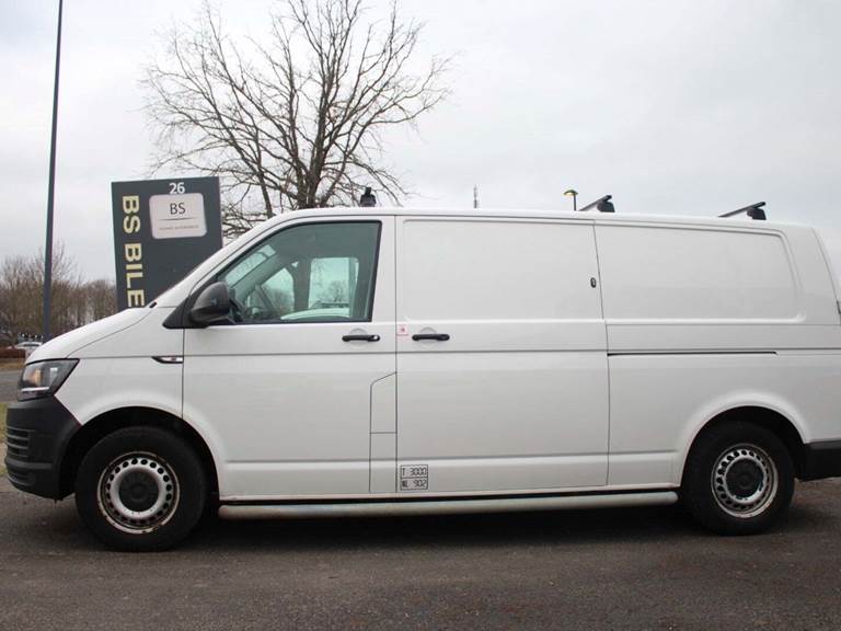 VW Transporter 2,0 TDi 140 Kassevogn DSG lang