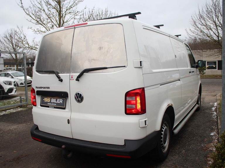 VW Transporter 2,0 TDi 140 Kassevogn DSG lang