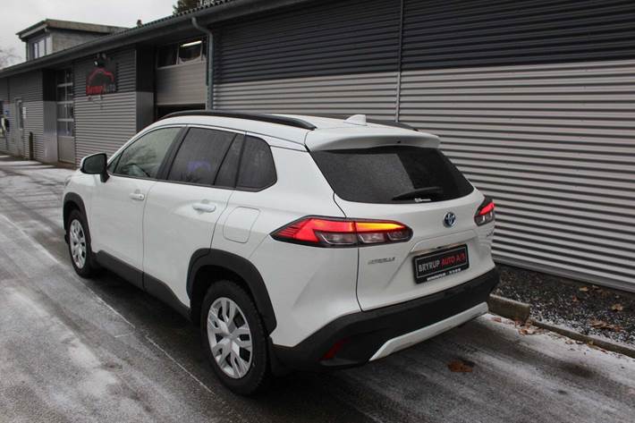 undefined Toyota Corolla Cross fra 2023