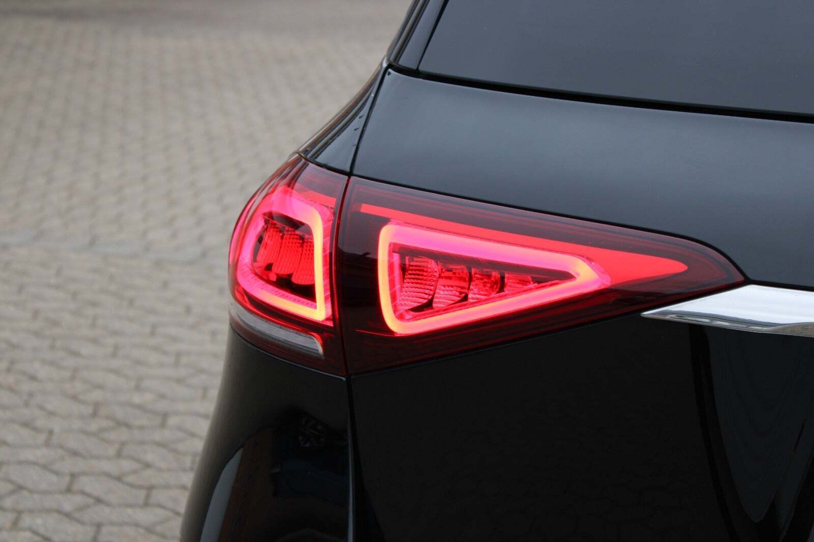 Sort Mercedes GLE350 de fra 2023