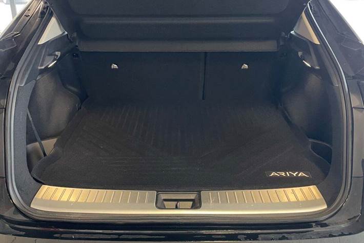 Sort Nissan Ariya fra 2024