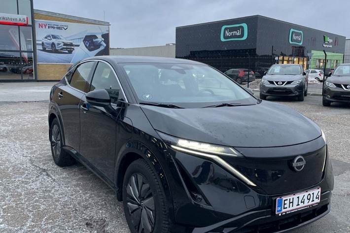 Sort Nissan Ariya fra 2024