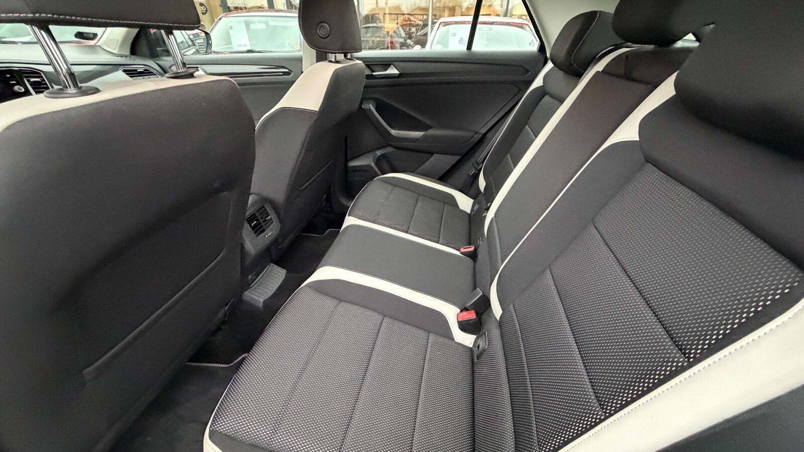 Sort VW T-Roc fra 2020