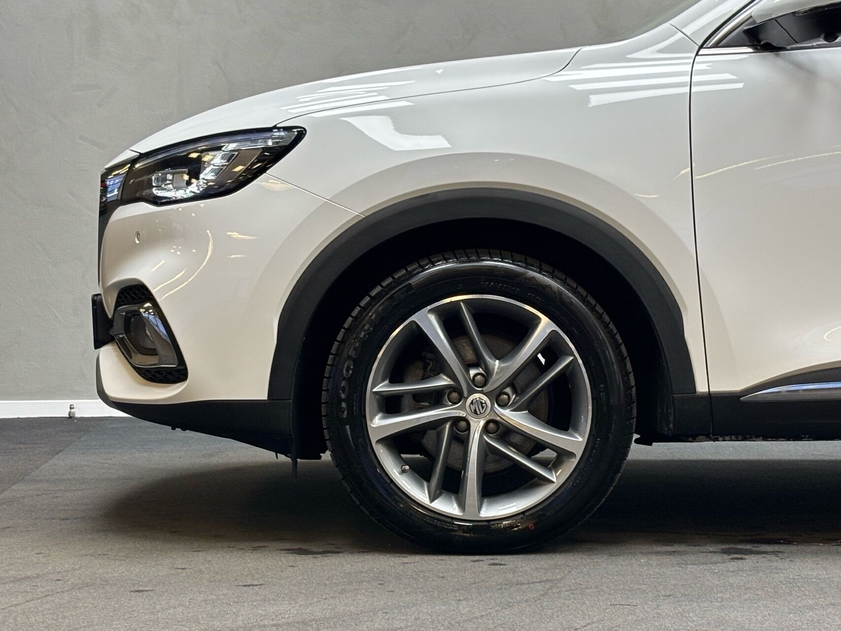 MG EHS 1,5 T GDI  Plugin-hybrid Luxury 258HK 5d 10g Aut.