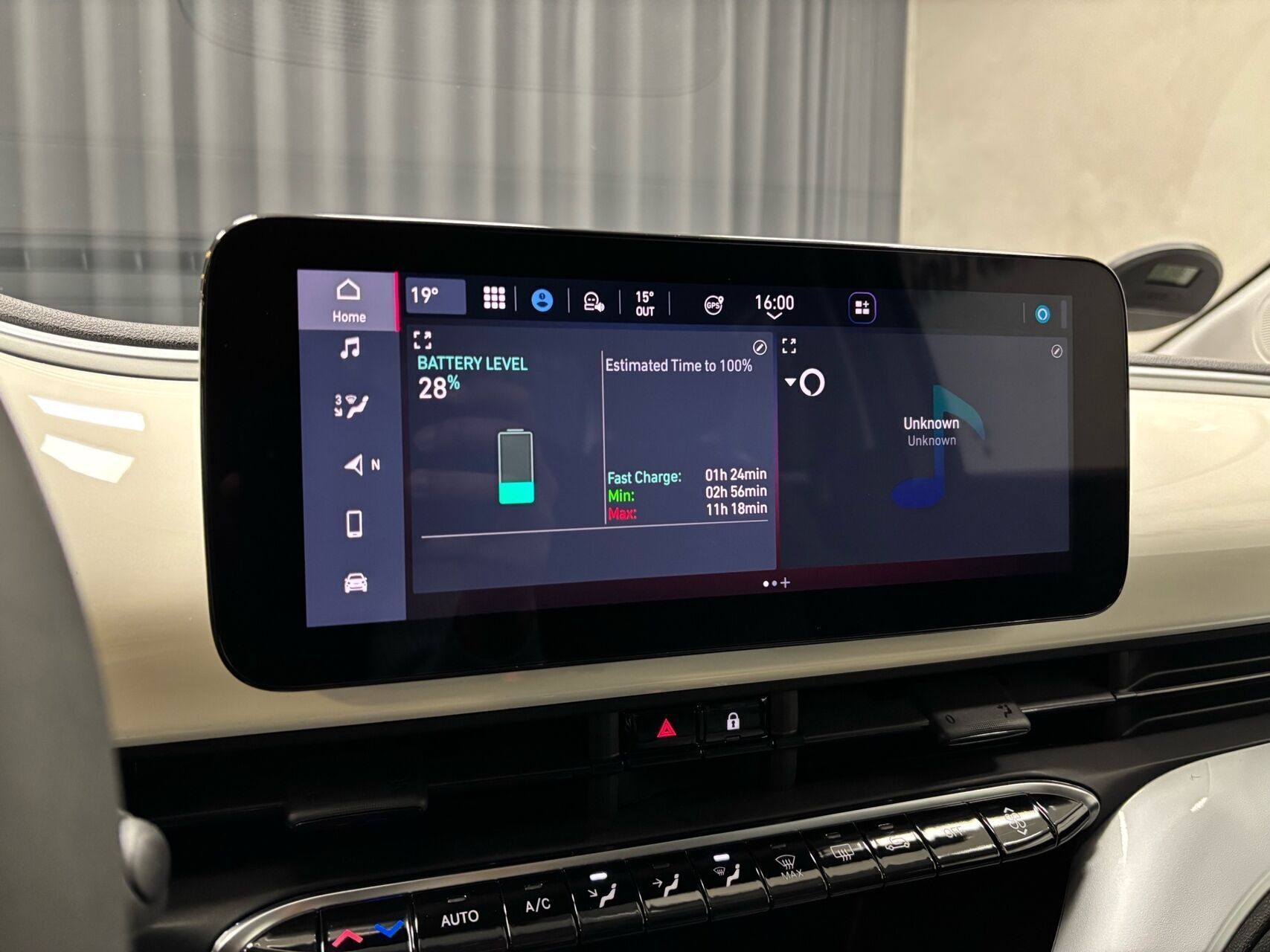 Hvid Fiat 500e fra 2022