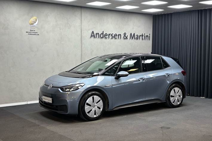 Blå VW ID.3 fra 2022 set udefra