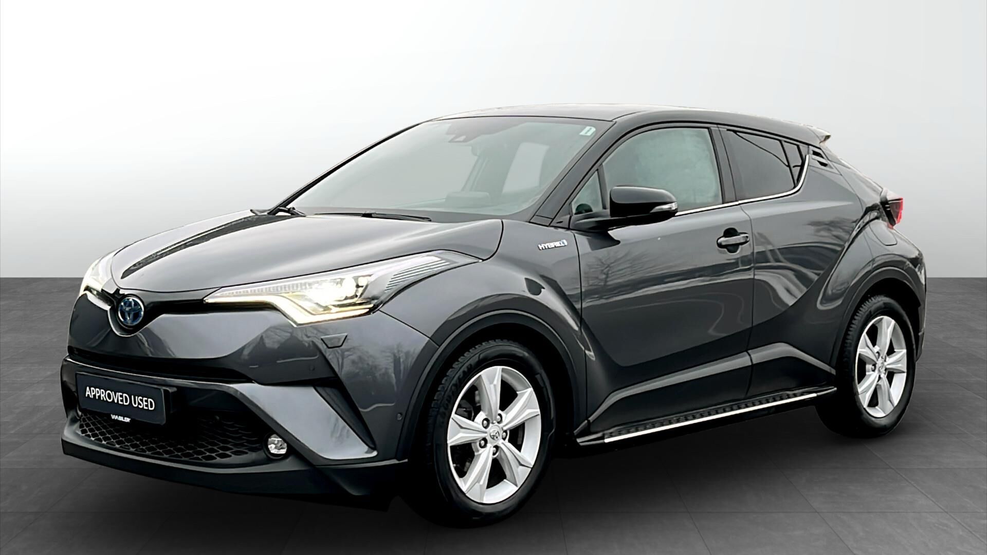 Toyota C-HR 1,8 Hybrid C-LUB Premium Bi-tone Multidrive S 122HK 5d Aut.