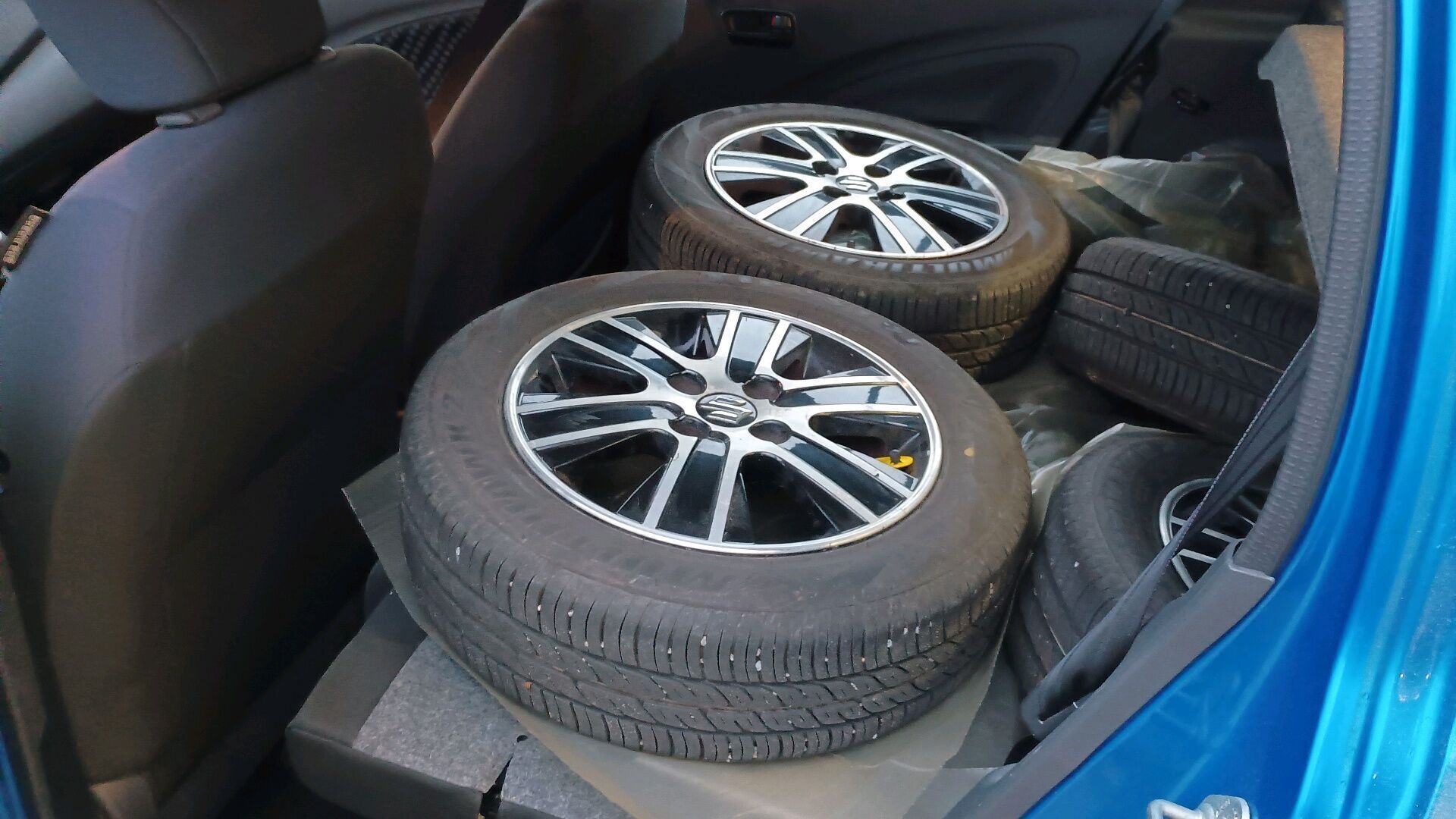 Suzuki Celerio 1,0 Dualjet 12V Exclusive 68HK 5d