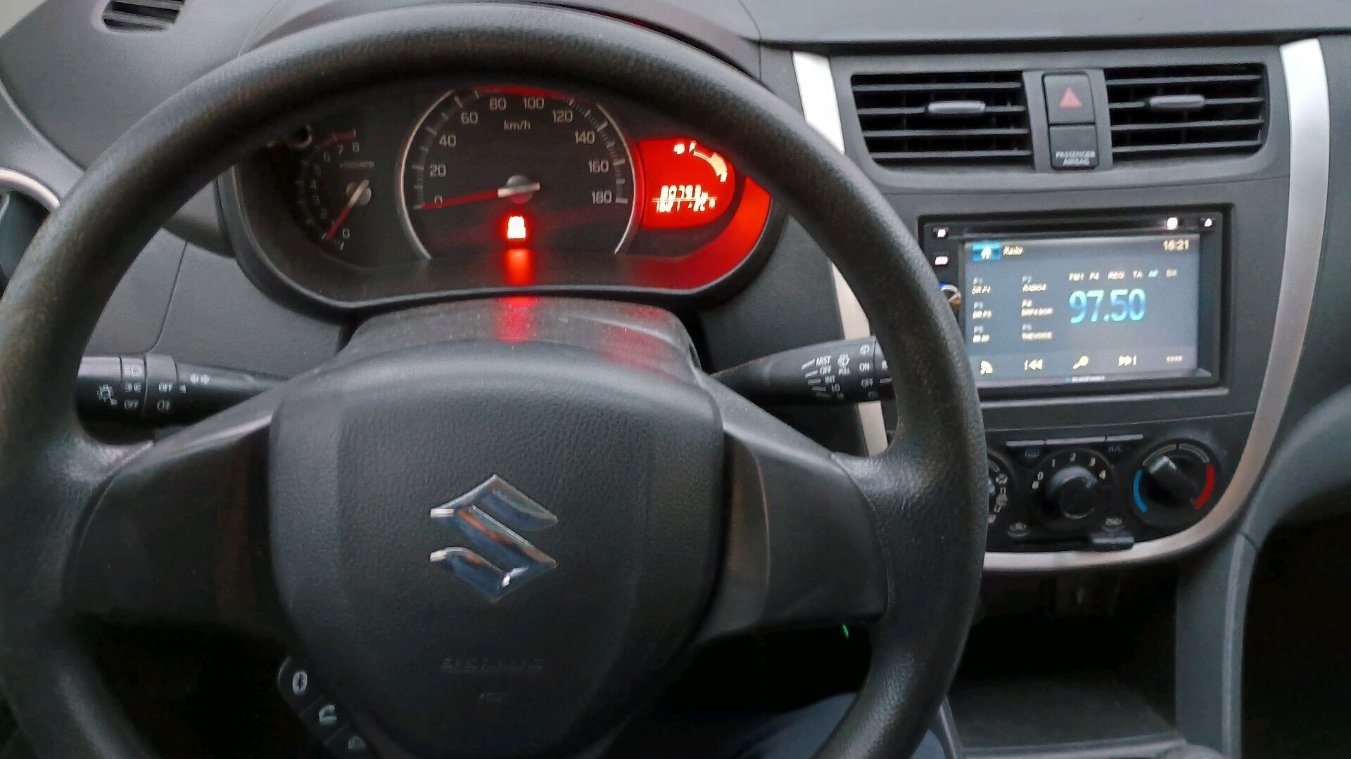 Blå Suzuki Celerio fra 2015