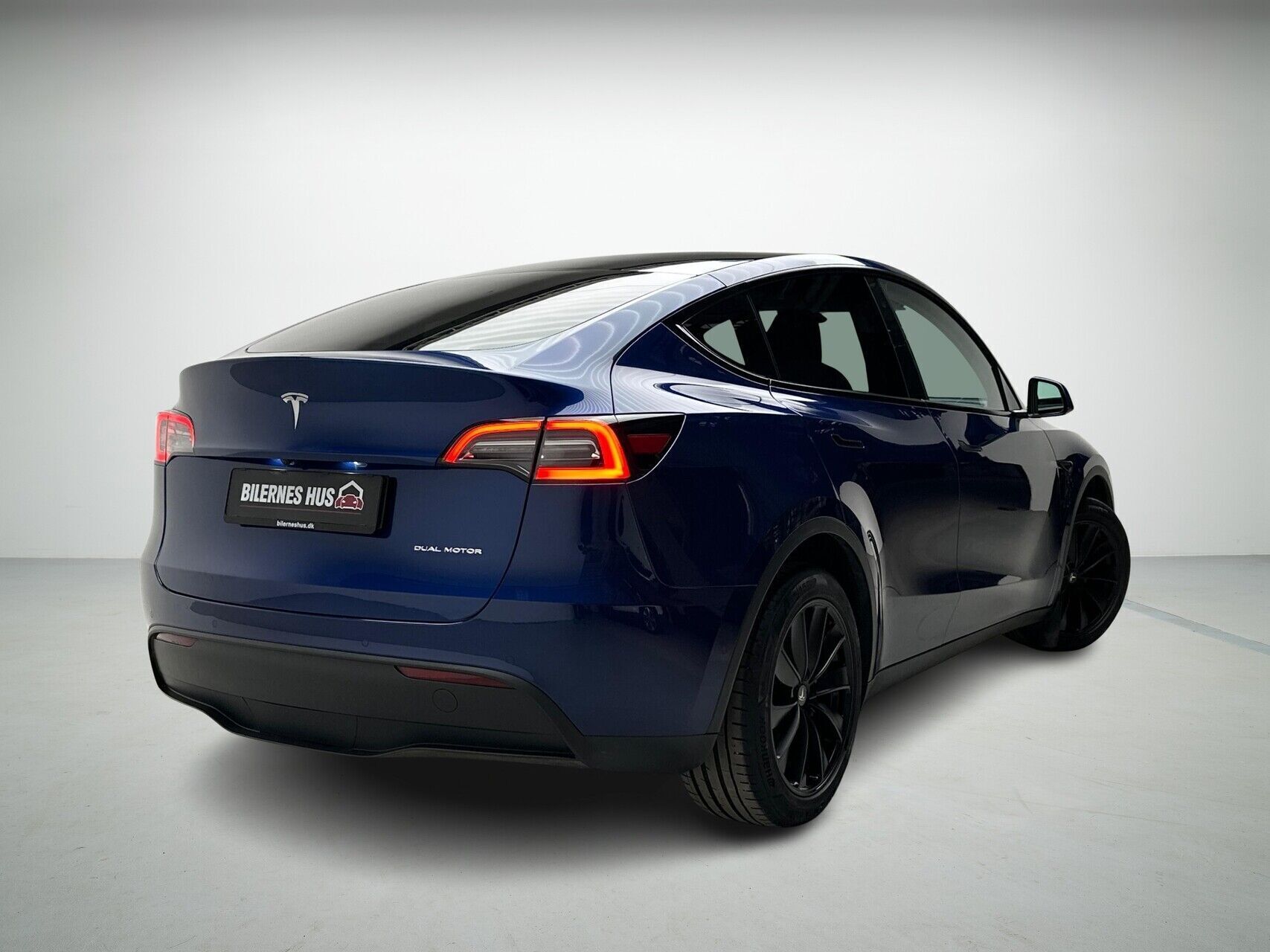 Tesla Model Y EL Long Range AWD 514HK 5d Aut.