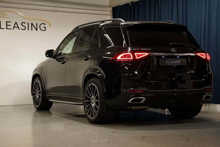 Sort Mercedes GLE350 de fra 2022