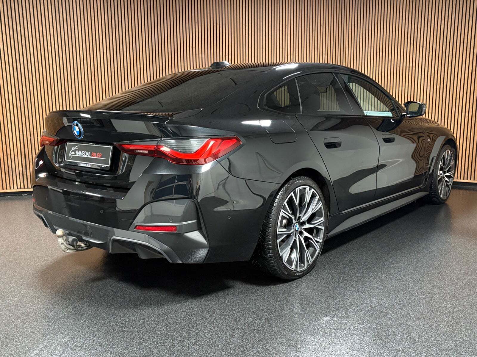 BMW i4 eDrive40 Fully Charged M-Sport