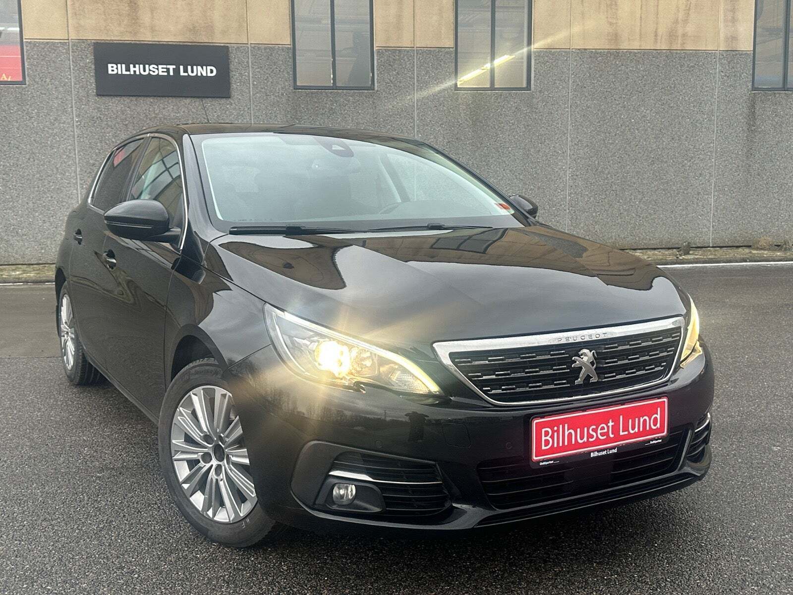 Peugeot 308 1,2 e-THP 130 Allure