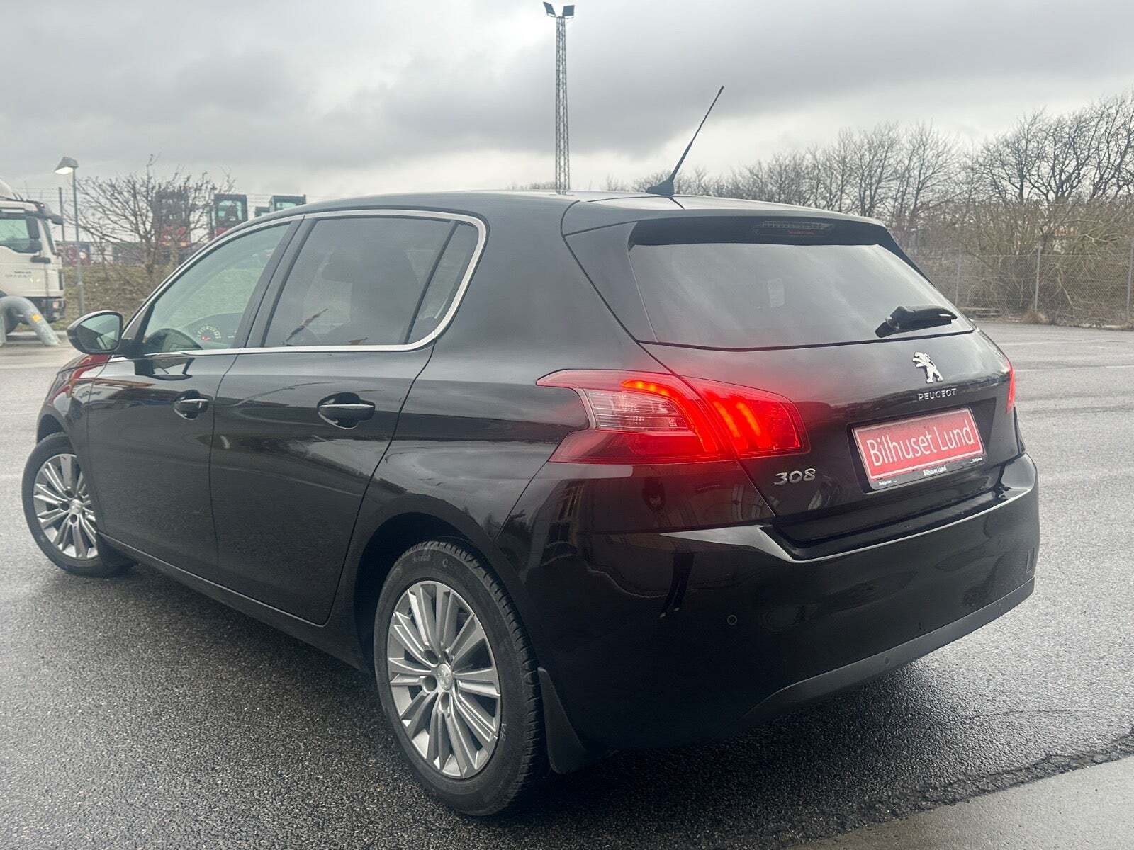 Peugeot 308 1,2 e-THP 130 Allure