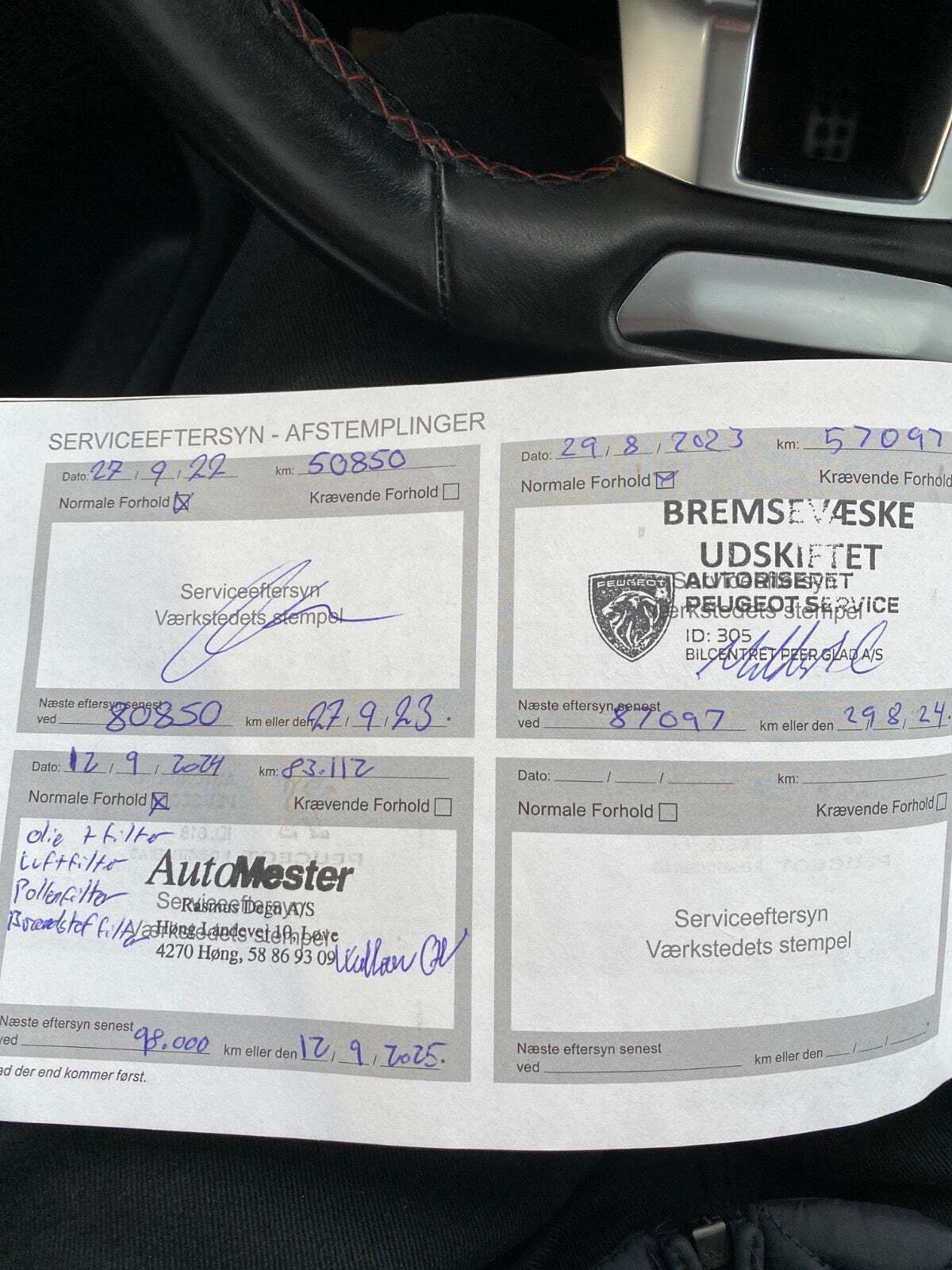 Hvid Peugeot 2008 fra 2019