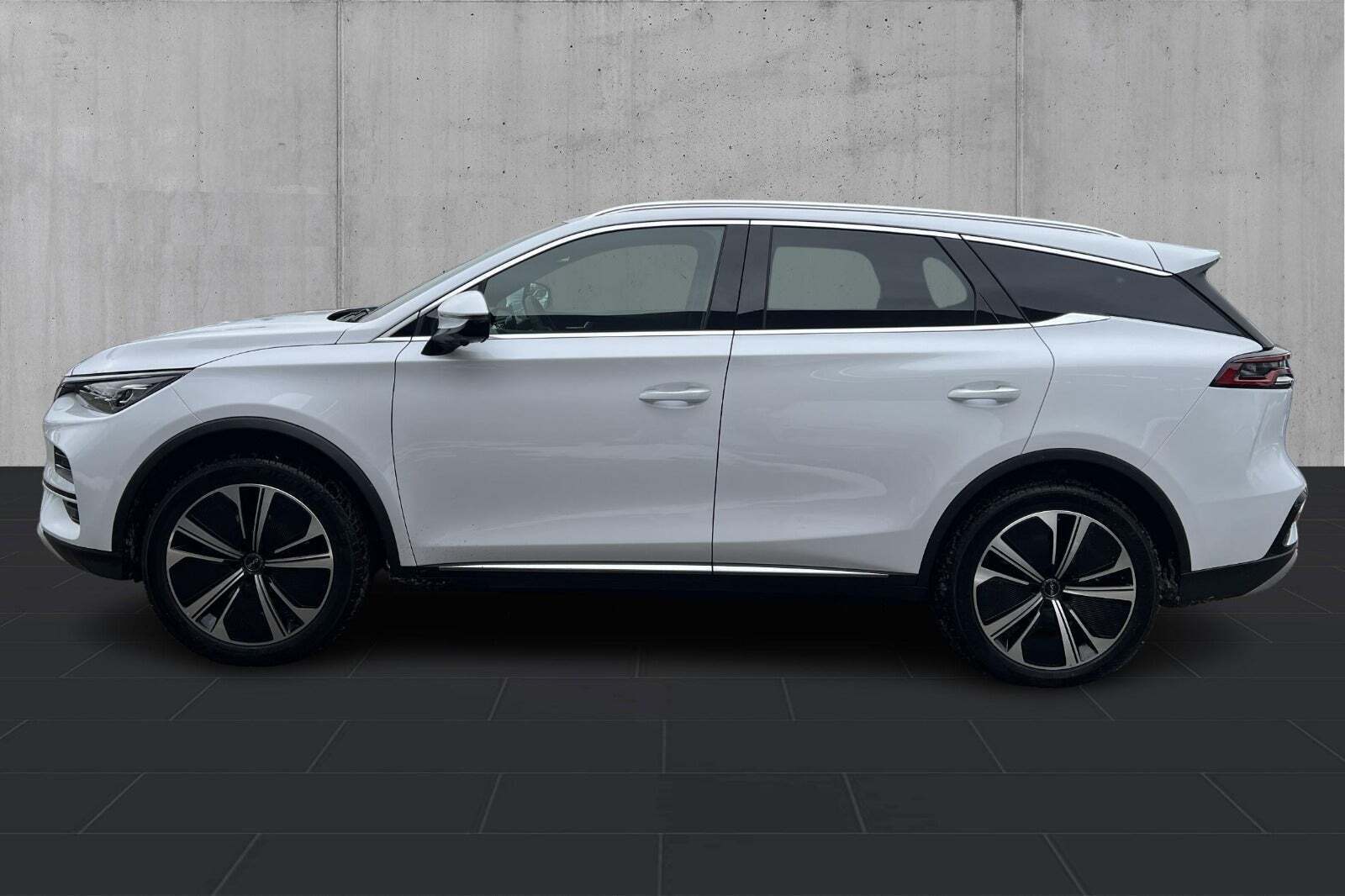 BYD Tang 109 Flagship AWD 7prs