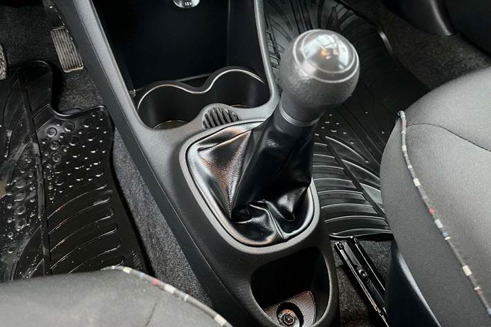 Grå Citroën C1 fra 2014