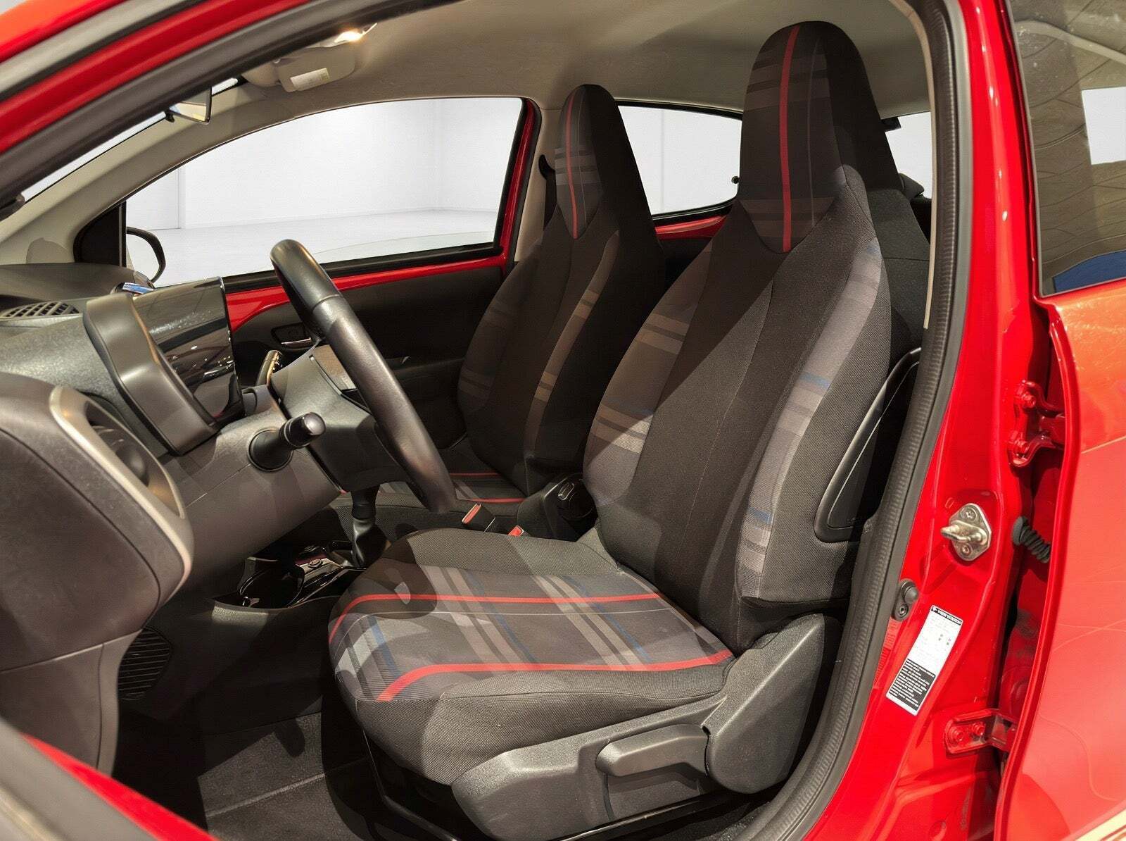 Peugeot 108 1,0 e-VTi 69 Allure