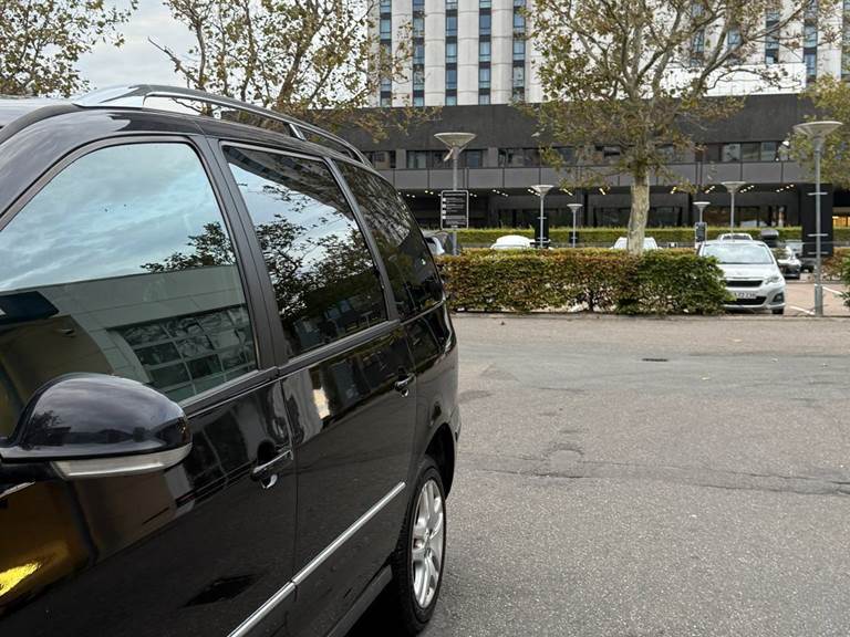 VW Sharan 1,8 T AUT.