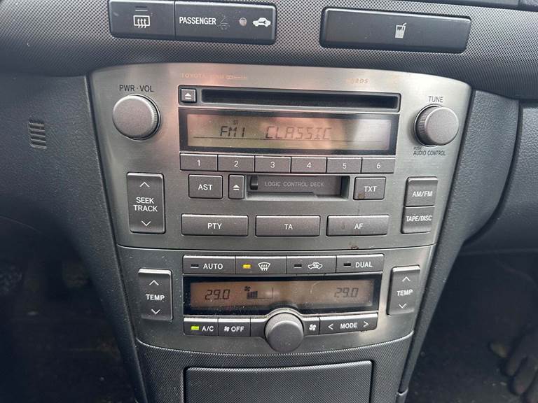 Toyota Avensis 2,0 Sol