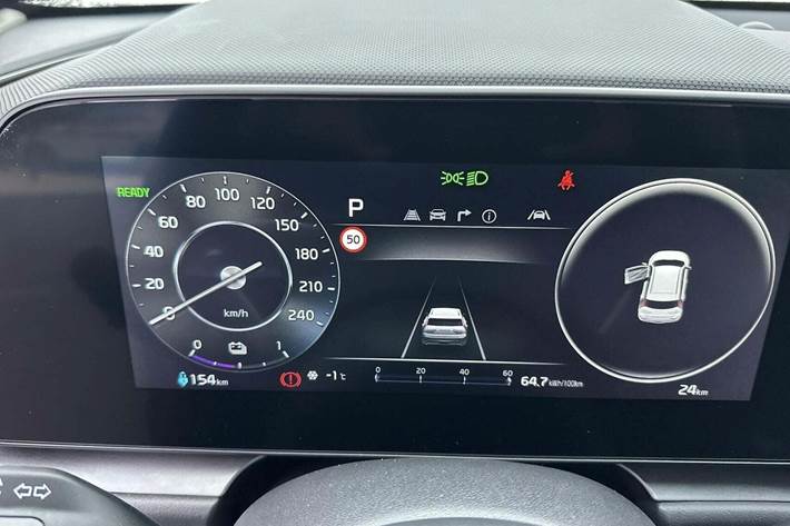 Rød Kia Niro fra 2025