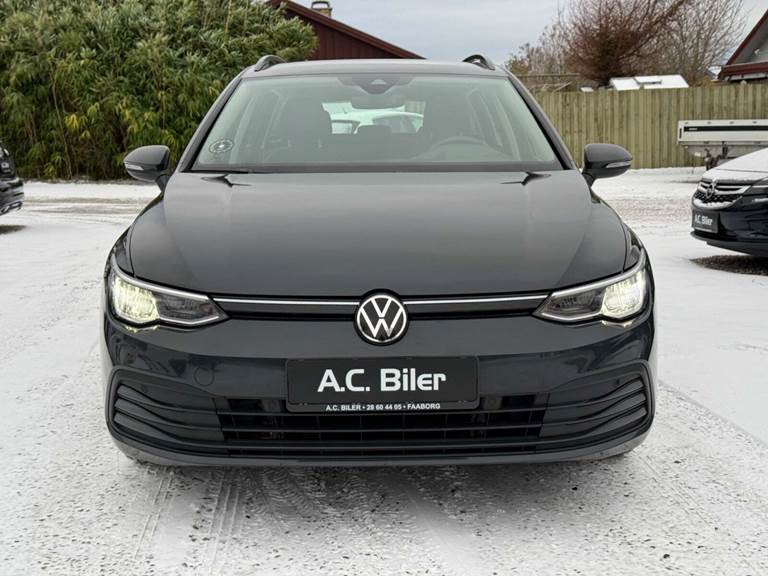 VW Golf VIII 1,5 eTSi 130 Life Variant DSG