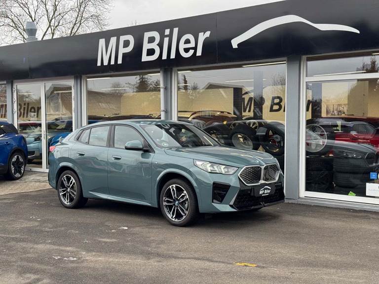 BMW iX2 eDrive20 M-Sport