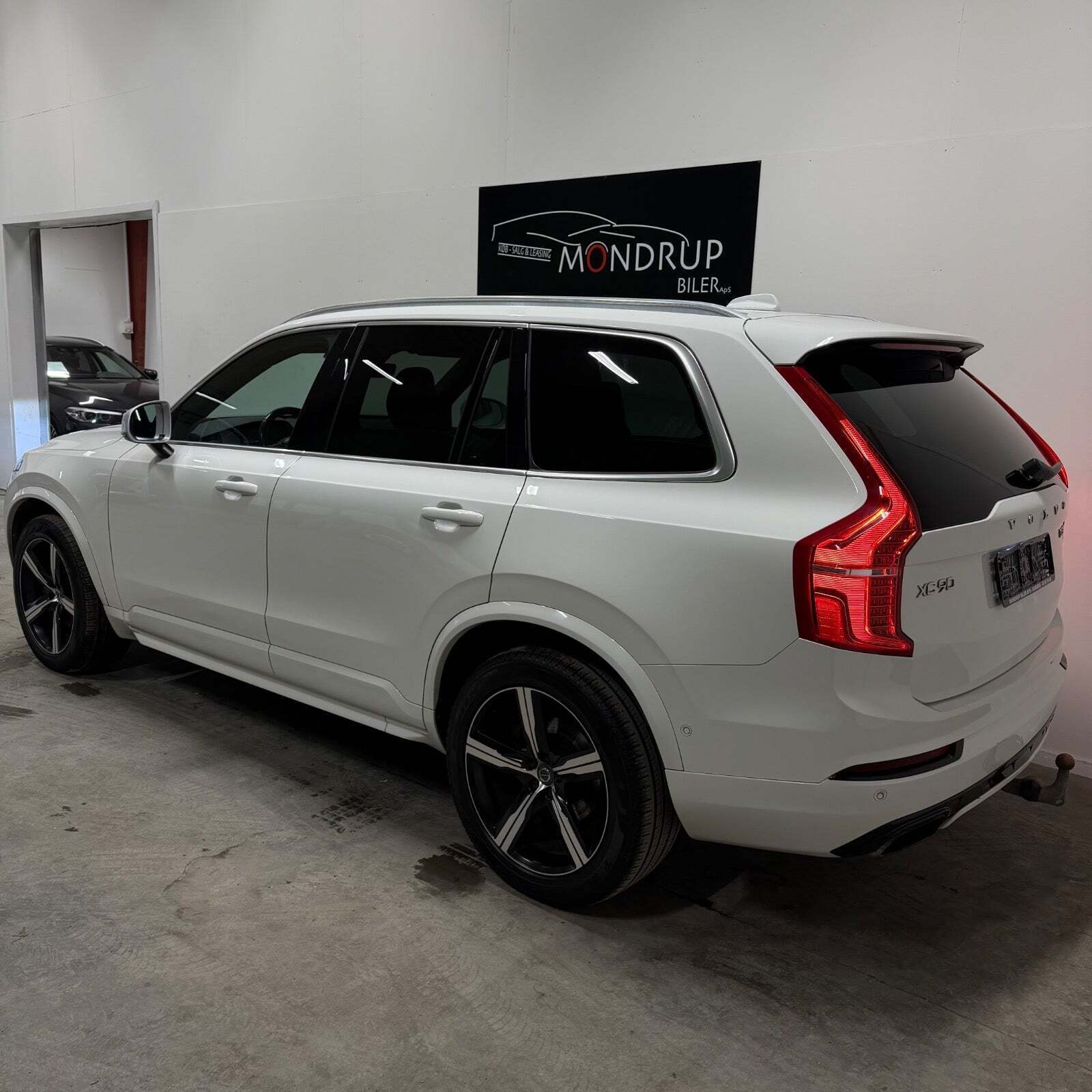 Volvo XC90 2,0 D5 235 R-Design aut. AWD