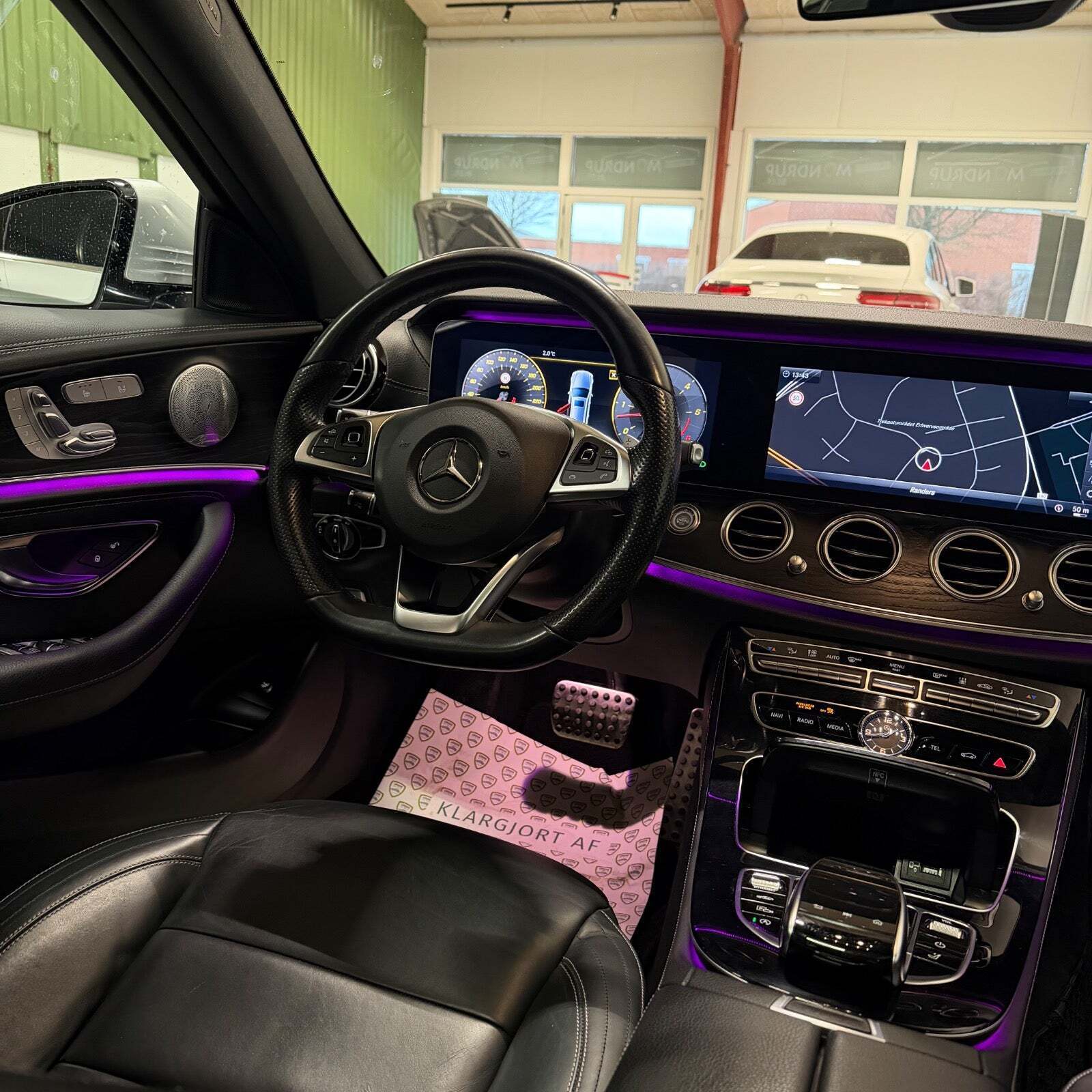 Mercedes E350 d 3,0 AMG Line stc. aut. 4Matic