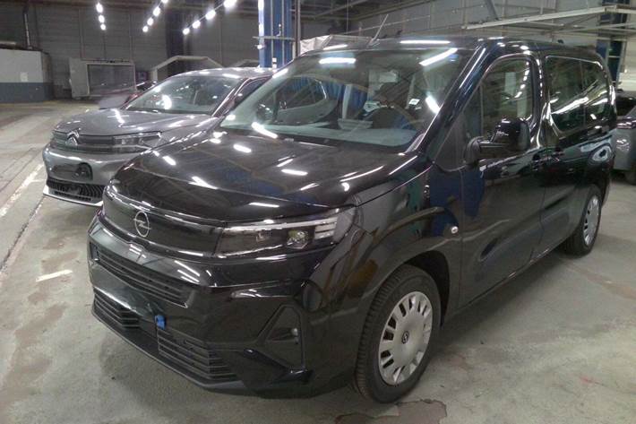 Sort Opel Combo-e Life fra 2024