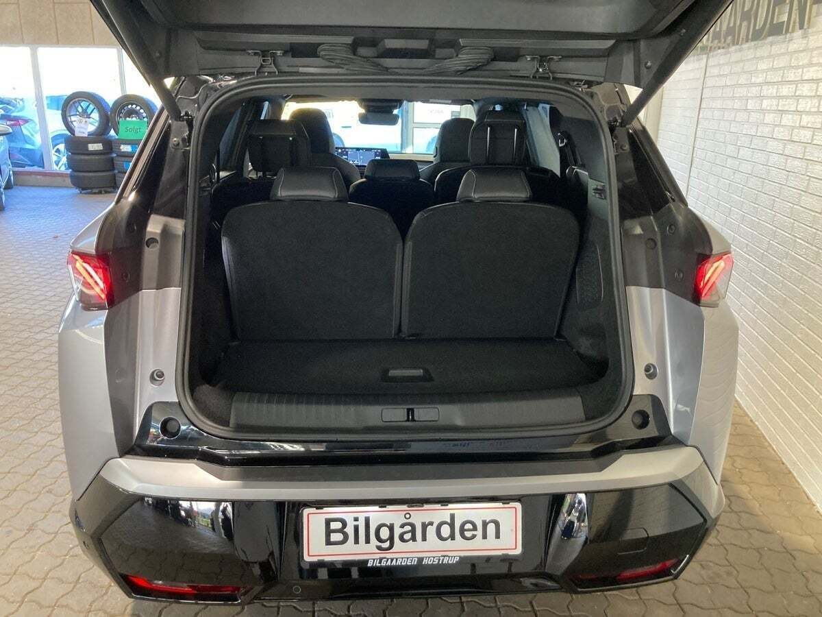 Peugeot e-5008 77 GT Pack AWD 7prs