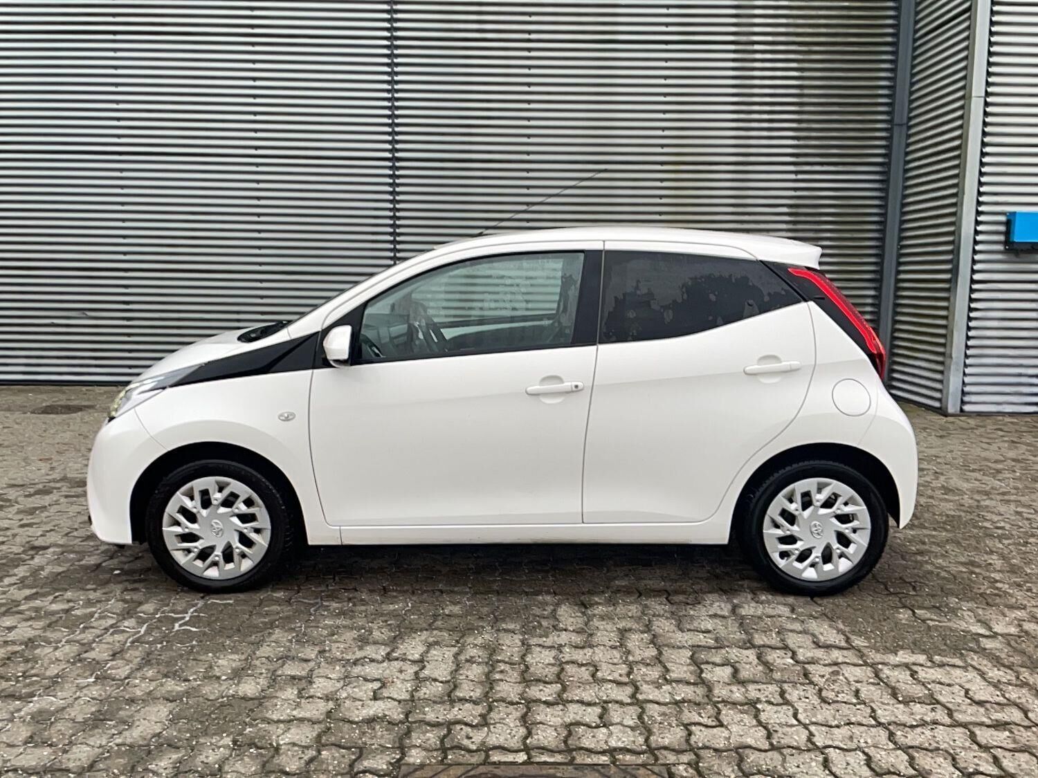 Toyota Aygo 1,0 VVT-I X-pression 72HK 5d