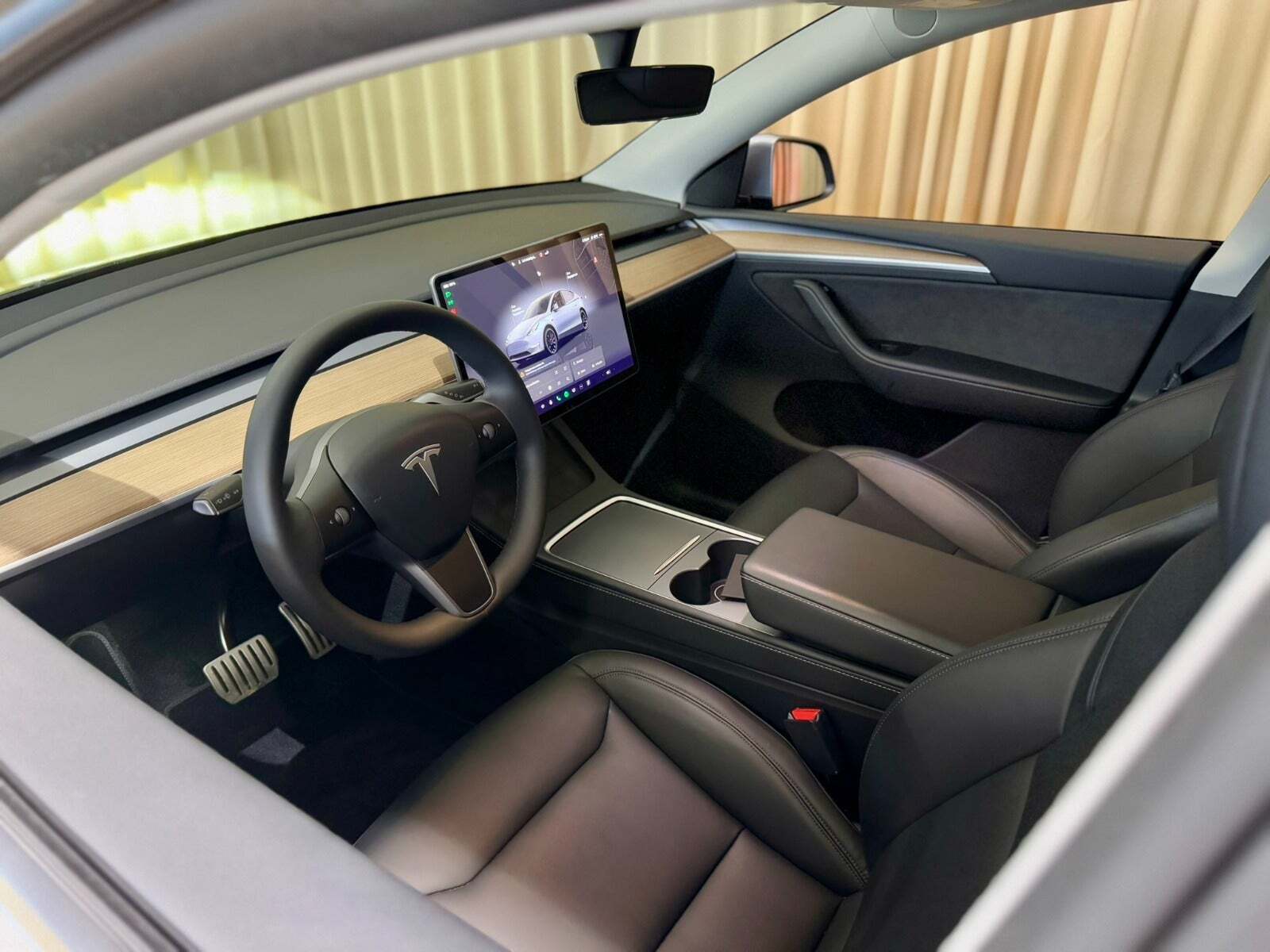 Tesla Model Y Performance AWD