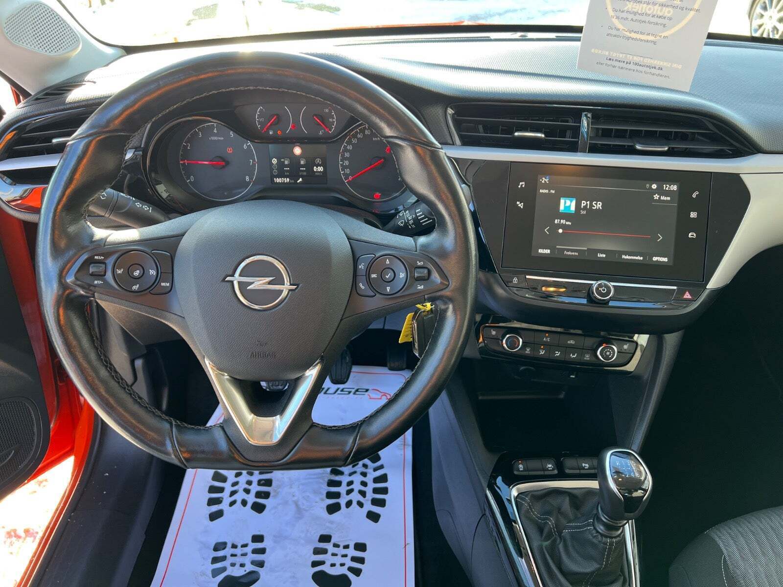 Orange Opel Corsa fra 2020