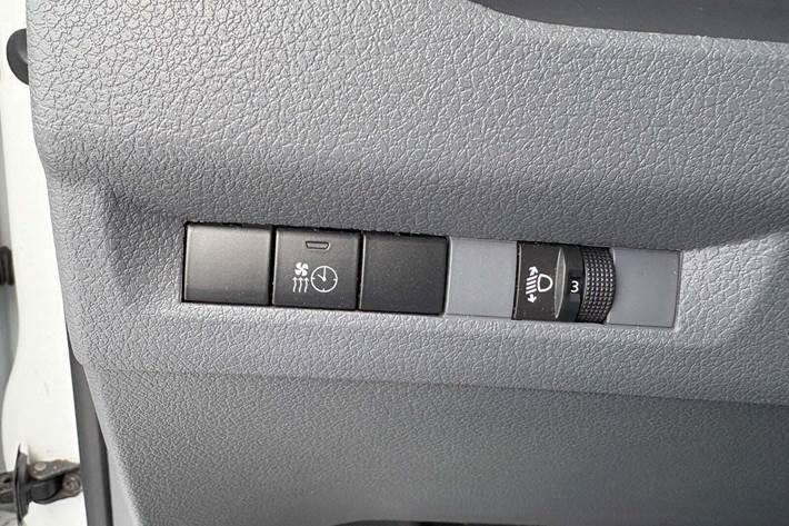 undefined Peugeot Expert fra 2022