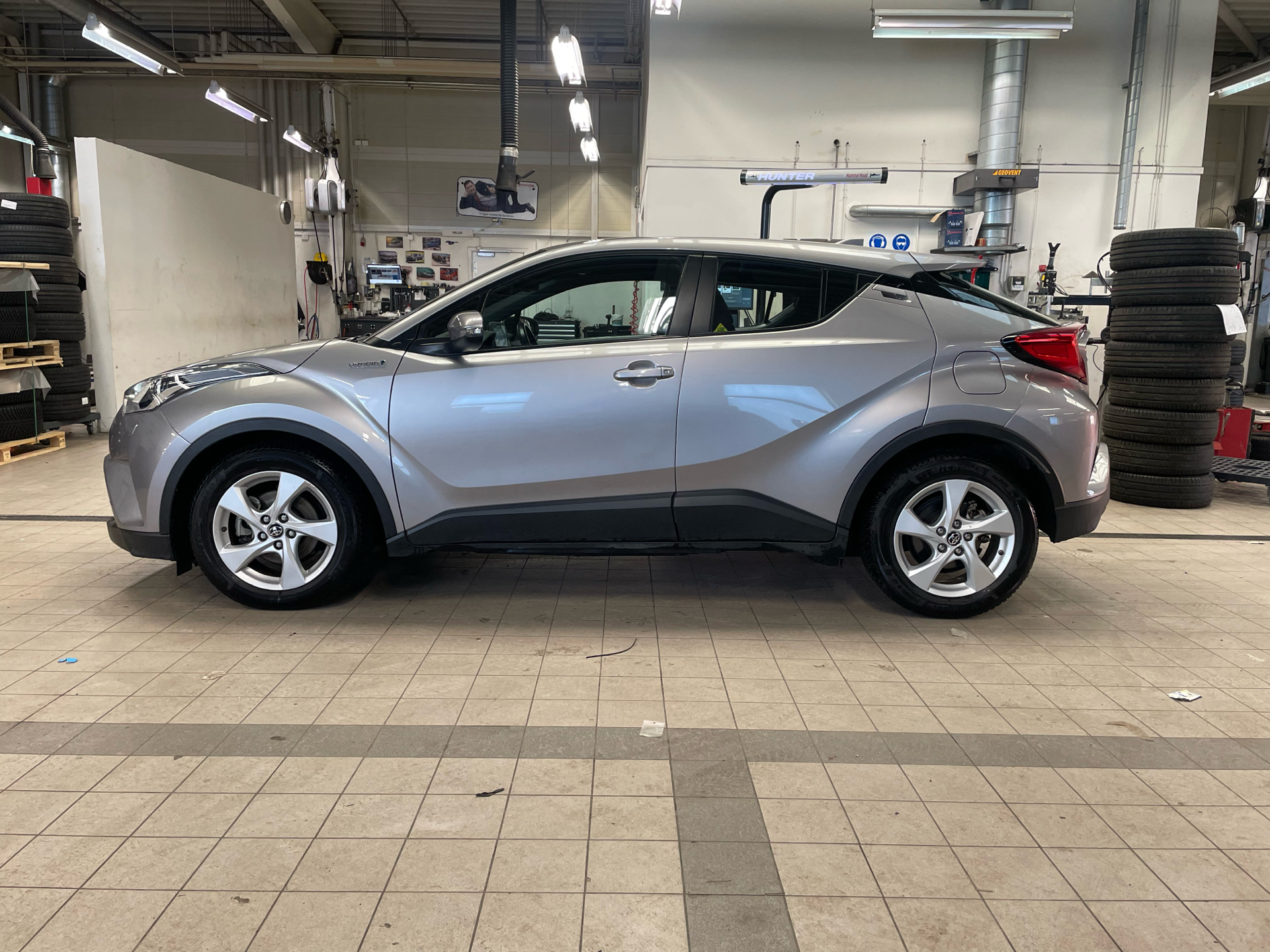 Toyota C-HR 1,8 Hybrid Limited Multidrive S 122HK 5d Aut.