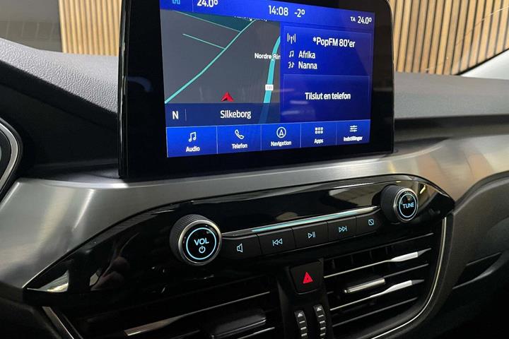 Sort Ford Kuga fra 2021