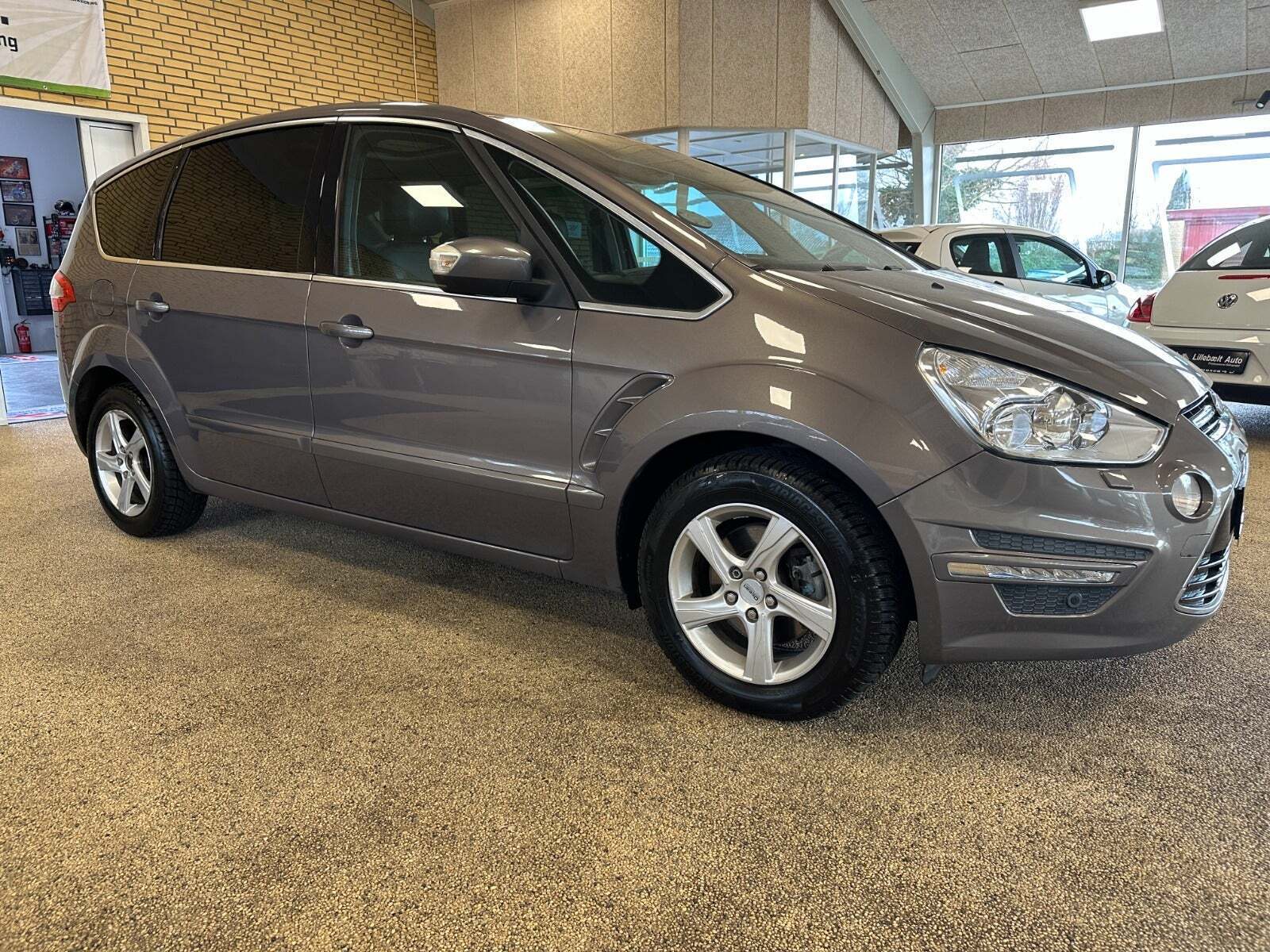 Ford S-MAX 1,6 SCTi 160 Titanium