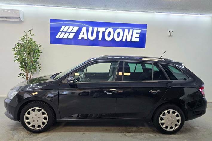 Sort Skoda Fabia fra 2017