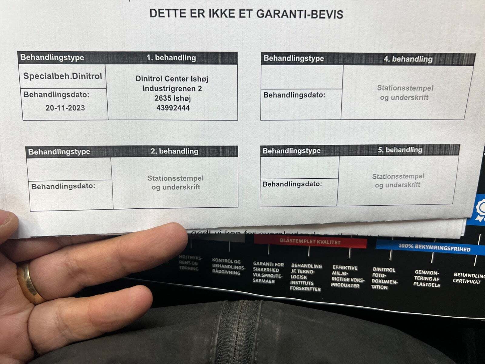 Grå Mazda 3 fra 2013