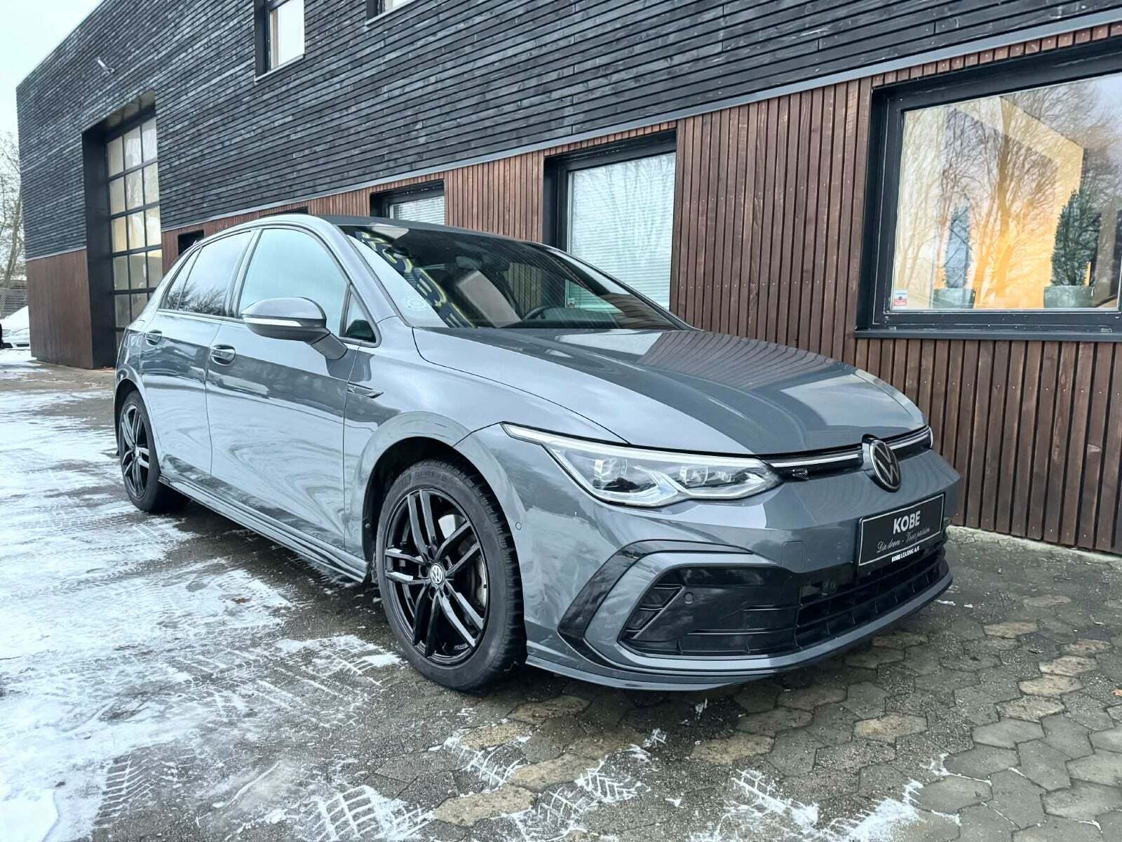 VW Golf VIII 2,0 TSi 190 R-line Variant DSG