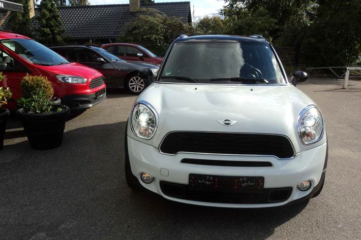 undefined Mini Countryman Cooper S fra 2011 set udefra