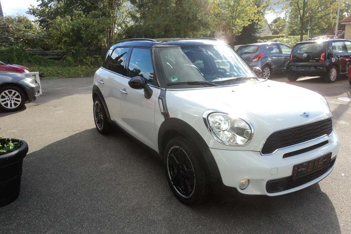 undefined Mini Countryman Cooper S fra 2011
