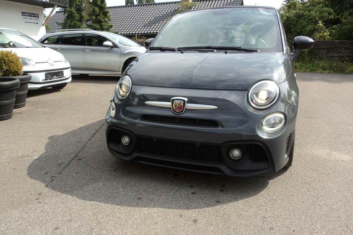 undefined Abarth 595C fra 2018 set udefra