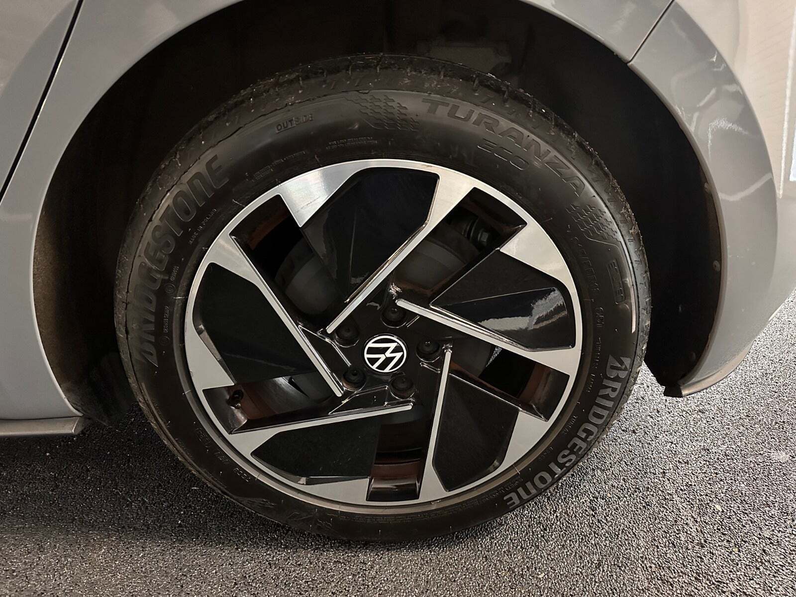 Grå VW ID.3 fra 2021