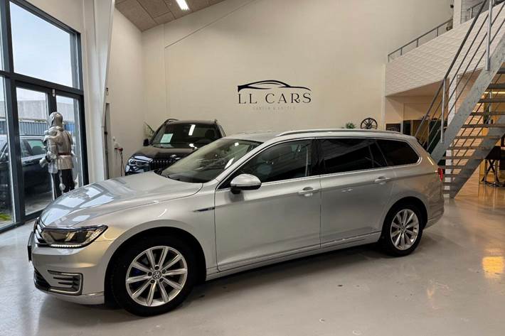 undefined VW Passat fra 2020