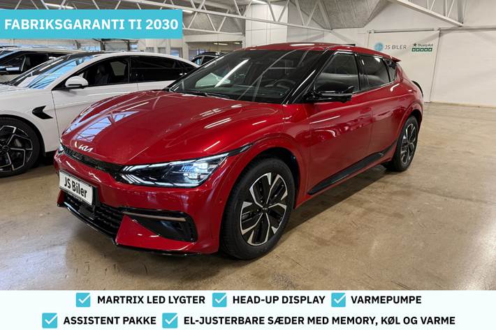 Rød Kia EV6 fra 2024 set udefra