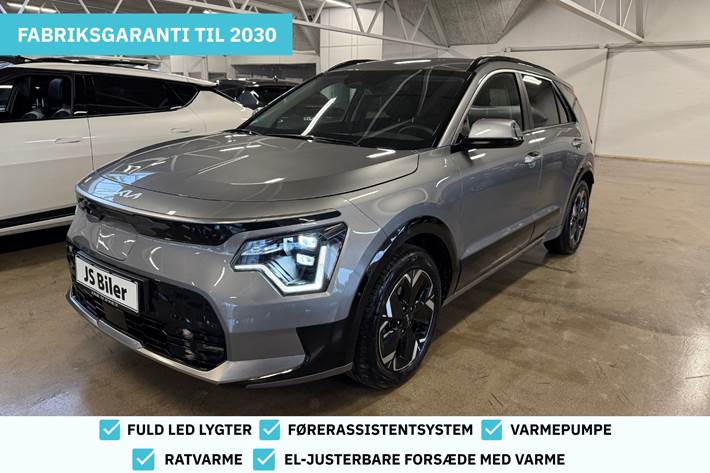 Grå Kia Niro fra 2023 set udefra
