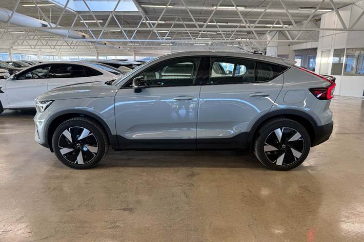 Grå Volvo EC40 fra 2025