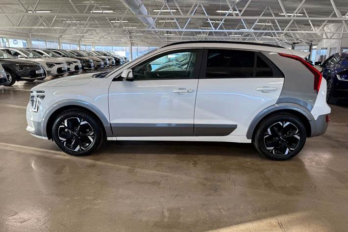 Hvid Kia Niro fra 2024